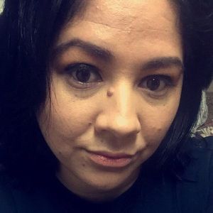 Meet your Posher, Ana